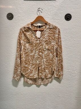 Velvet Heart Tan and White Zebra-Print Button Down Shirt